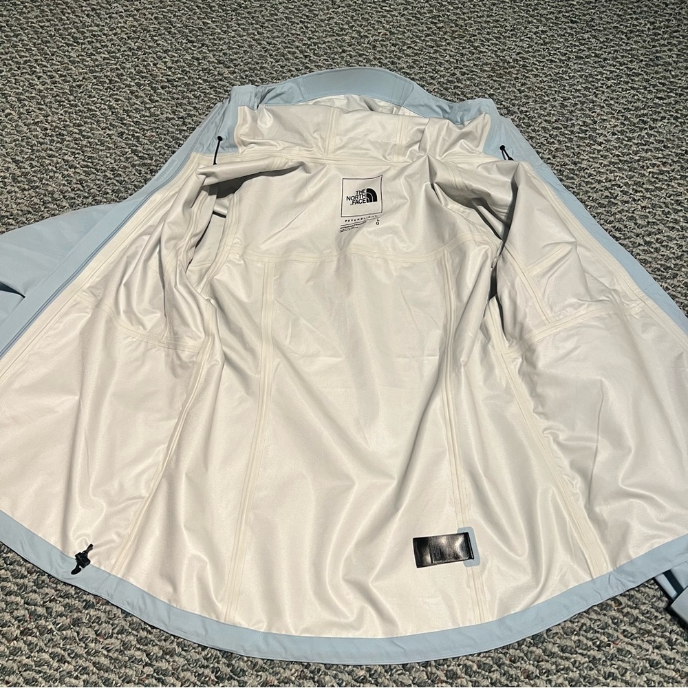 The North Face Dryzzle FutureLight Jacket - Picture 12 of 14